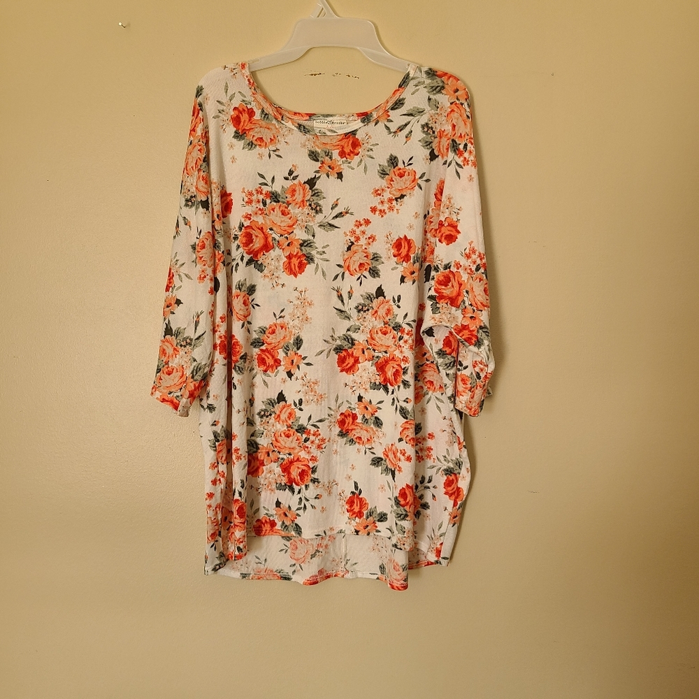 Floral Batwing Sleeved Shirt